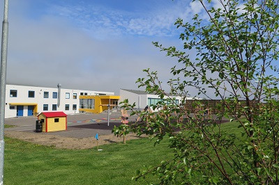 Tölvutek gefur Þelamerkurskóla 25 Acer tölvur.